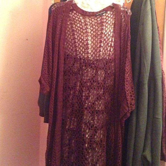 Brandy melville maroon Finn knitt