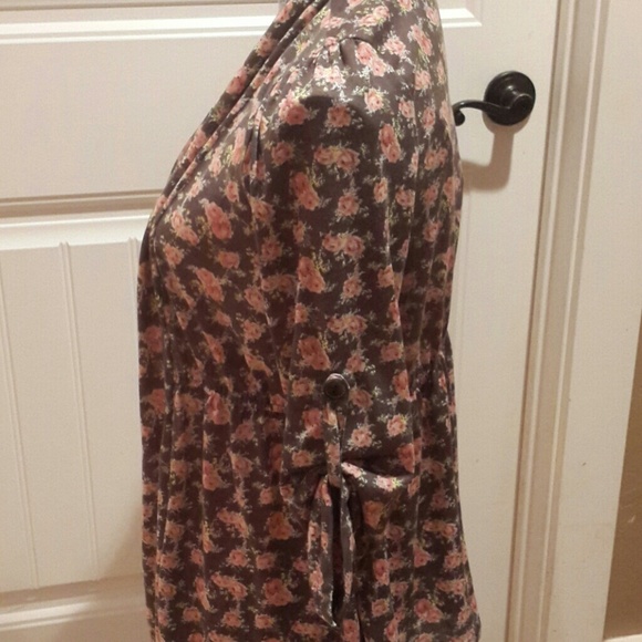 Cardigan - Picture 3 of 4