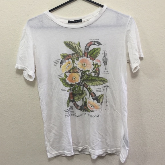 OBEY graphic t shirt