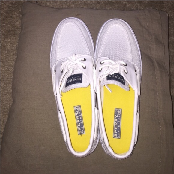 White sequence Sperrys, size 7.5