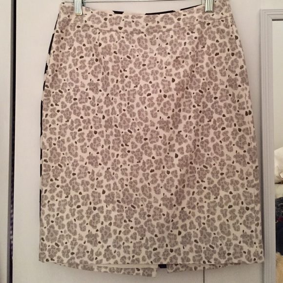 LOFT White leopard pencil skirt