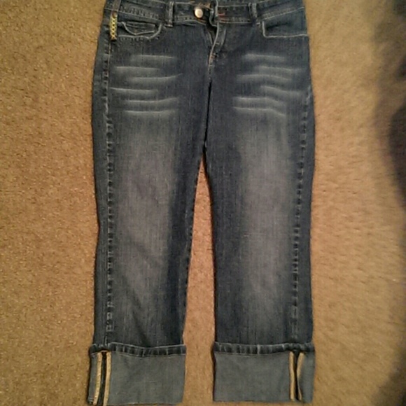 Jordache capris. Cropped. 7/8 stretch