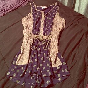 NWOT F21 Printed Romper 👢