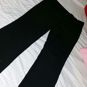 Black work pans size 4