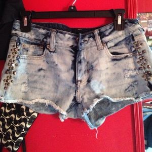 American Eagle acid washed denim shorts