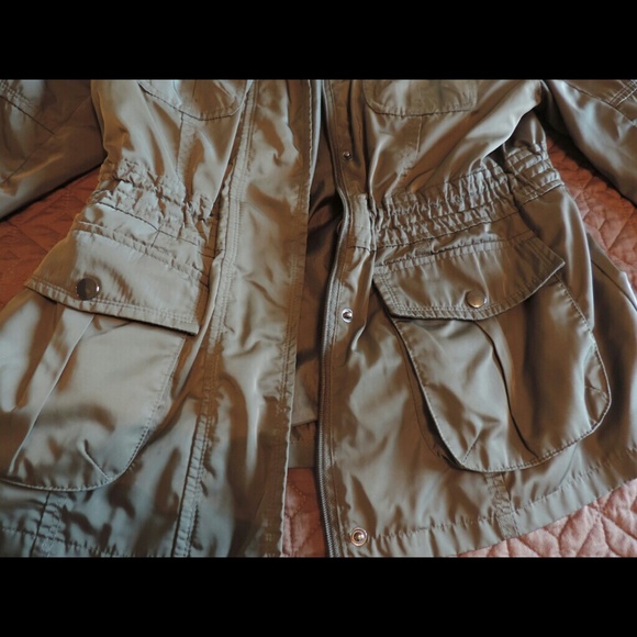 SOLD - Picture 2 of 4