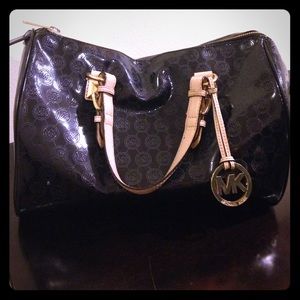 Micheal Kors Purse