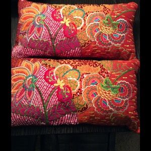 3 Beautiful  throw pillows BUNDLE