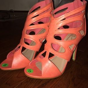 Coral cutout heels never worn before