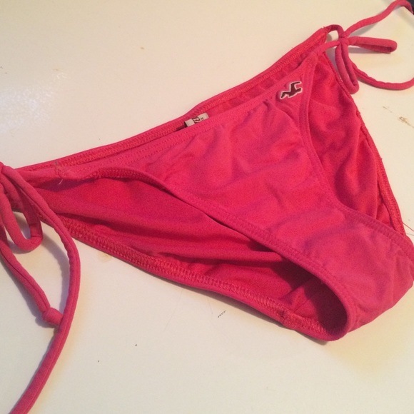 👙Hollister Pink Bikini Bottom Size XS - Picture 2 of 3