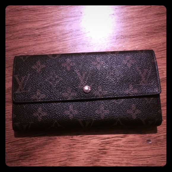 SOLD! Vintage Louis Vuitton Long Monogram Wallet