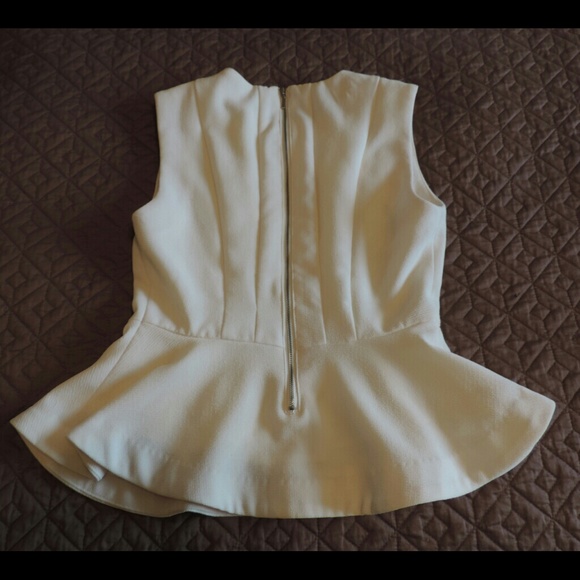 SOLD - Picture 3 of 4