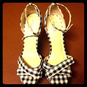 Gingham print wedges