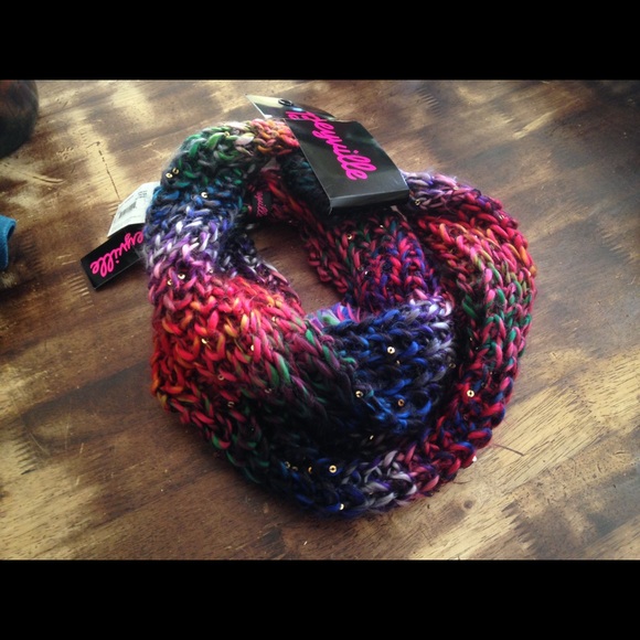 Betsy Johnson scarf