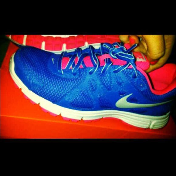 SOLD - Picture 2 of 3