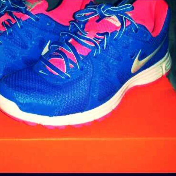 SOLD - Picture 3 of 3