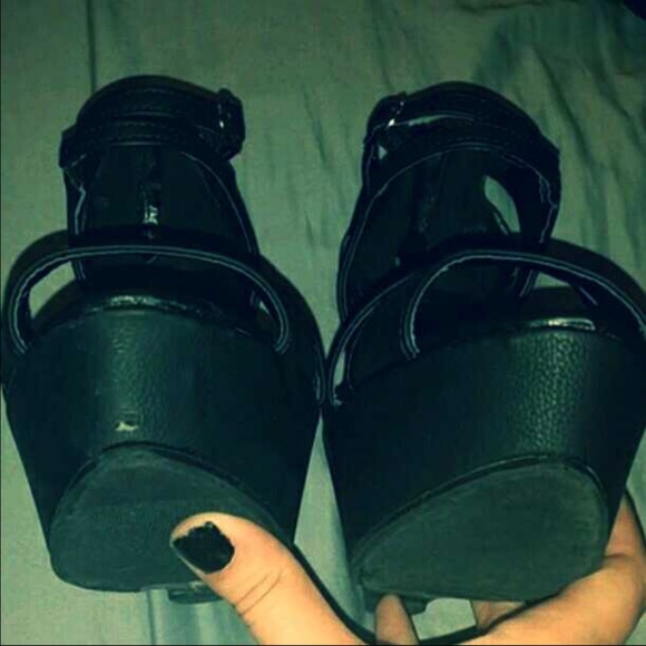 Wedges - Picture 2 of 2