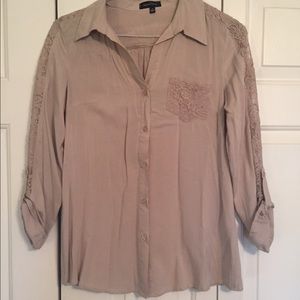 Collared shirt