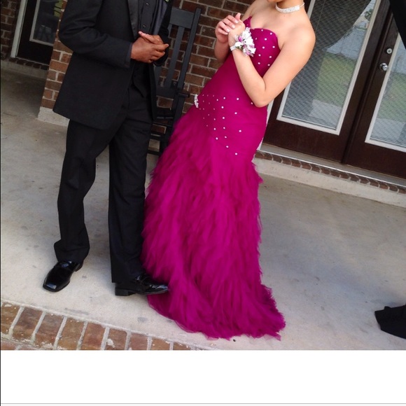 Prom dress - Picture 3 of 3