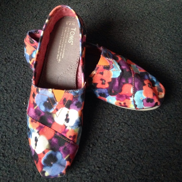Printed toms