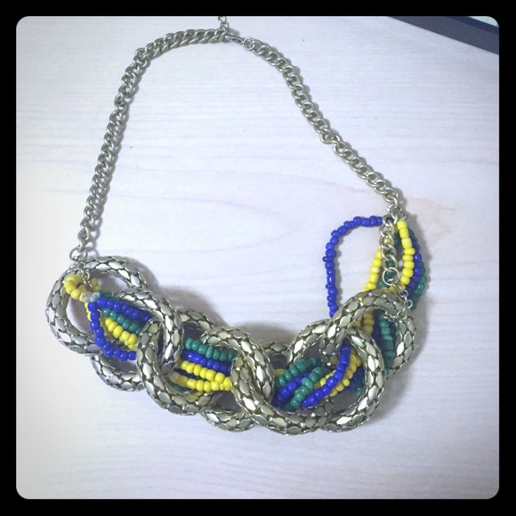 Such a nice statement necklace