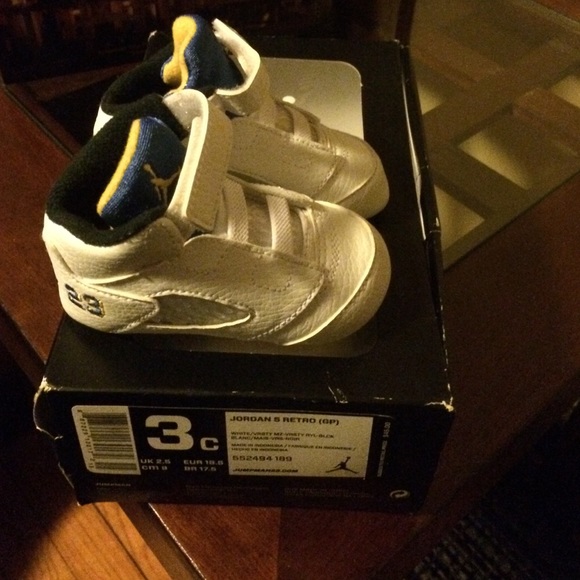 Jordan Shoes - Baby jordan 5s