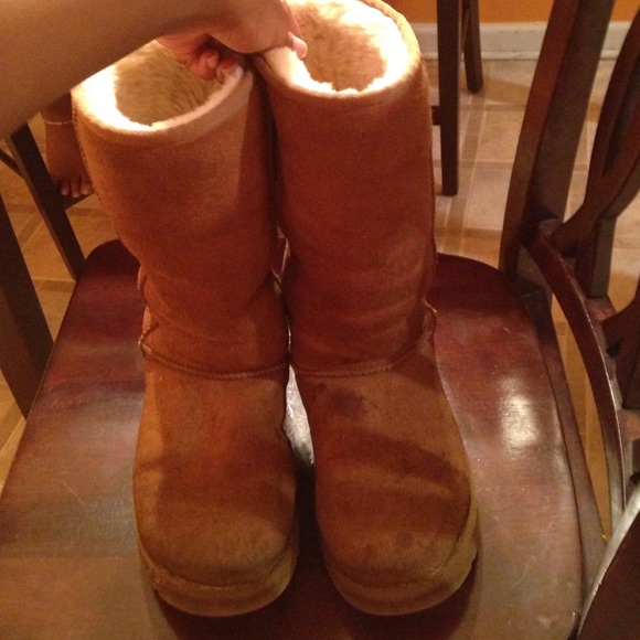Authentic UGGS