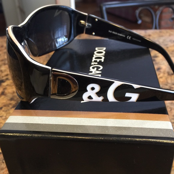 SOLD - Picture 3 of 4