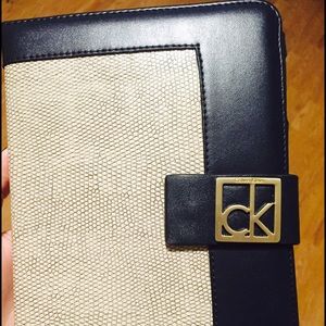 🔥HOT SALE 🔥Calvin Klein iPad case