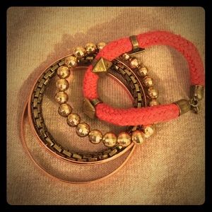 🚫Sold in Bundle🚫Rose Gold Bracelet Set