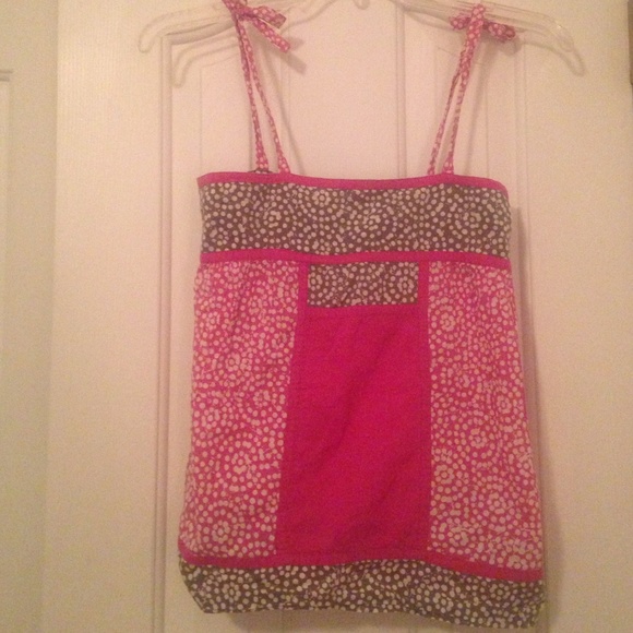 Adorable Roxy Girls Large tank style top.