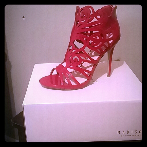 Red 5in heel