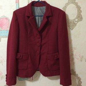 Tailored Jacket w padded shoulders