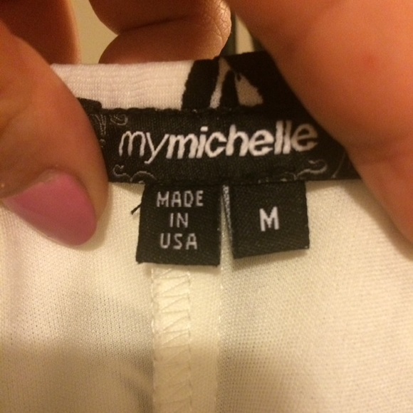 SOLD 💕 - Picture 3 of 3