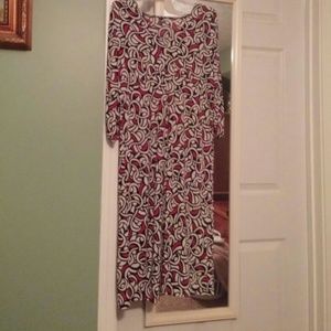 Red, white and black geometric print dress