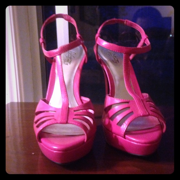 Hot Pink Heels
