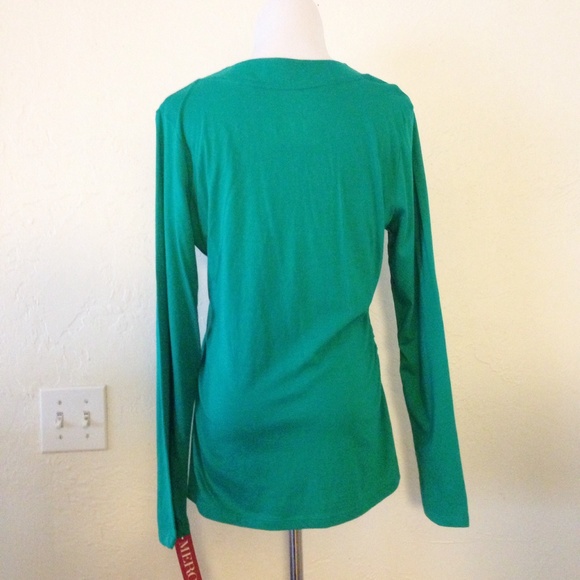 Green Long Sleeve Top - Picture 4 of 5