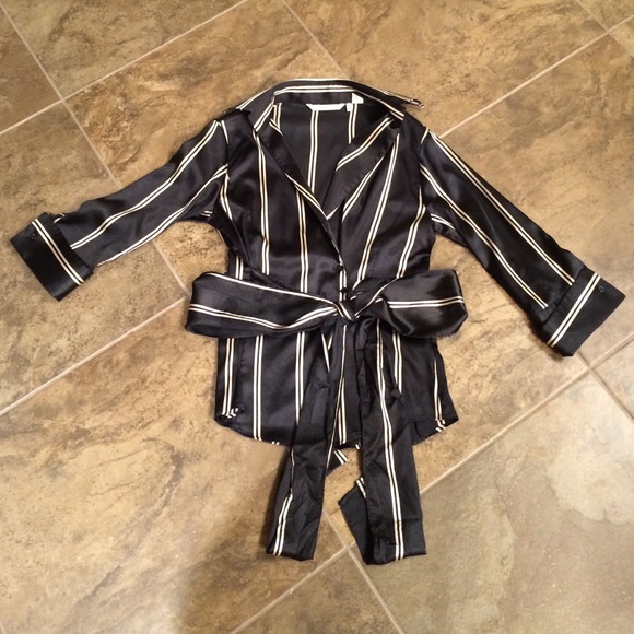 Zara Tops - Black top/white stripes French cuffs w/tie front.