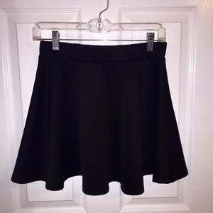 black skater skirt