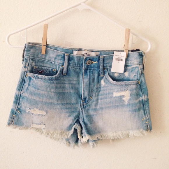 Hollister high waisted shorts BRAND NEW