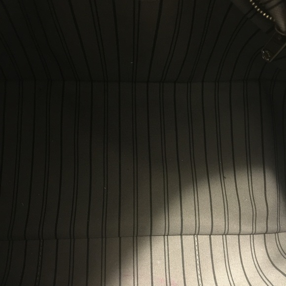 ❤️SOLD❤️LV Black Leather Artsy Authentic - Picture 3 of 4