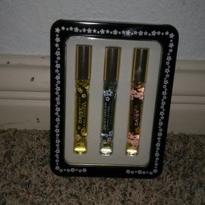 NEW Daisy perfume by Marc Jacobs