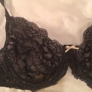 Isaac Mizrahi lace bra