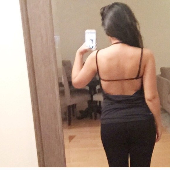 Fabletics Open-back Workout Top!!!