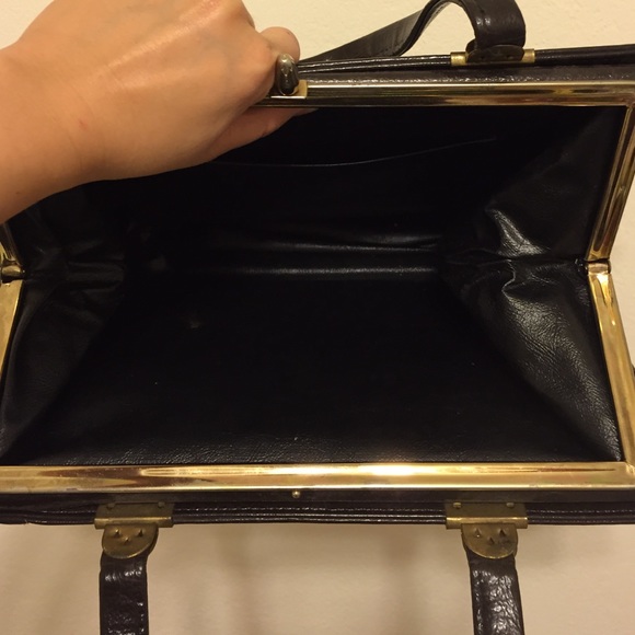 Mod Brown Patent Leather Vintage bag Circa 1960's - Picture 2 of 3