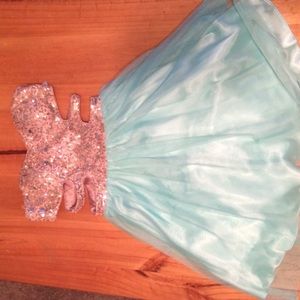 Short mint homecoming dress