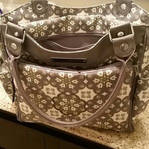 Petunia pickle bottom