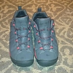 Keen women tennis shoes