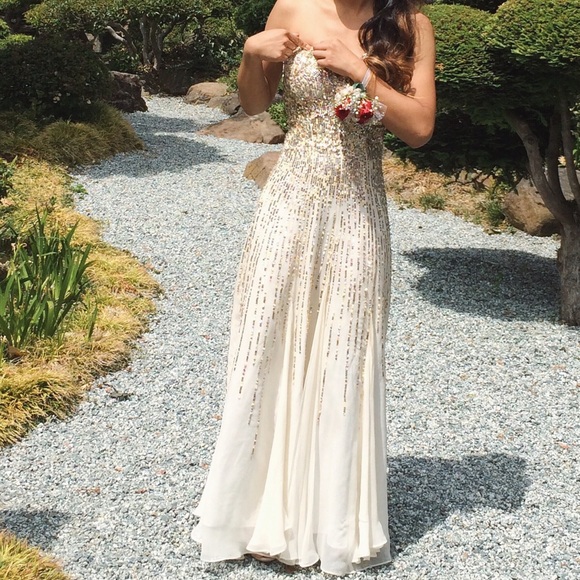 SOLD - Picture 4 of 4