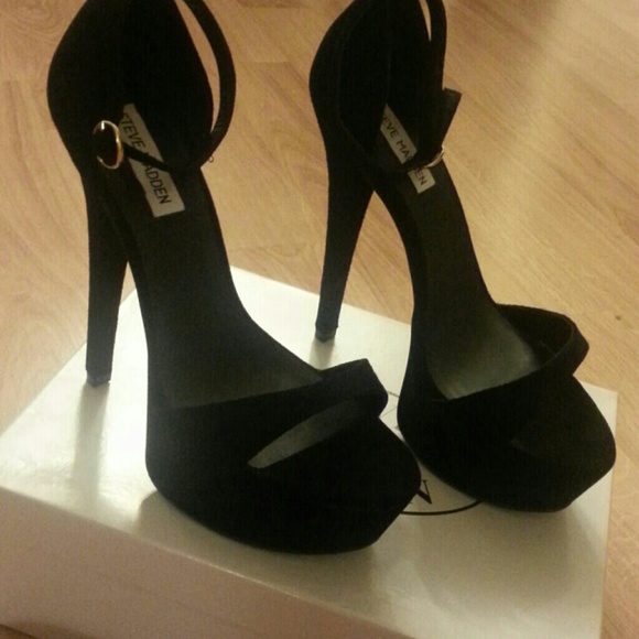 Steve Madden shoes